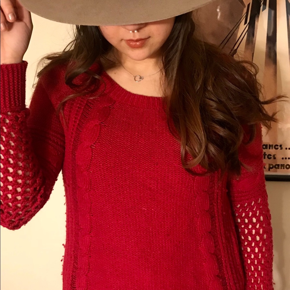 American Eagle pullover